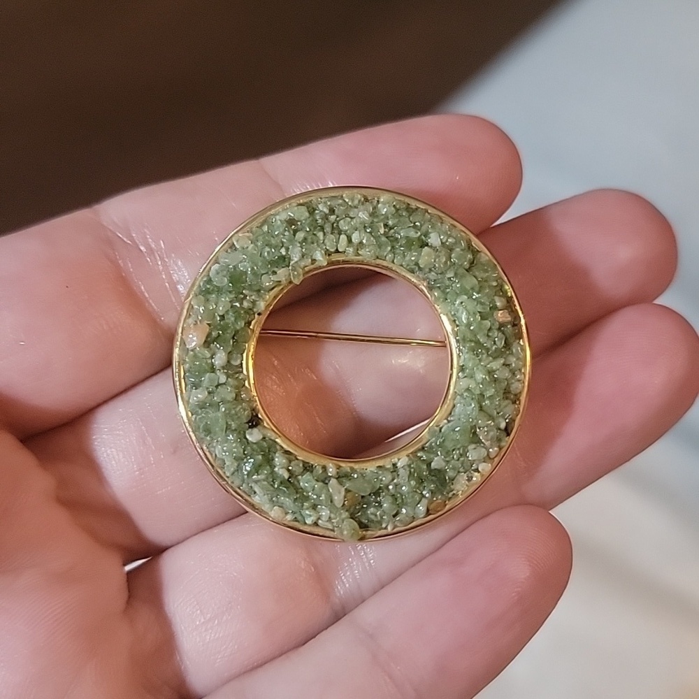 Vintage Circular Crushed Green Gemstone Brooch